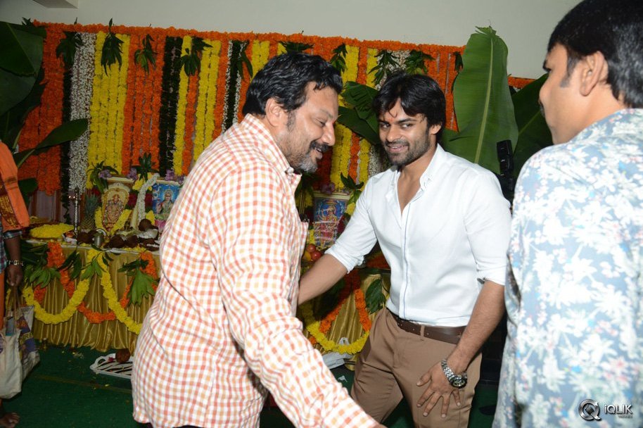 Supreme-Movie-Opening